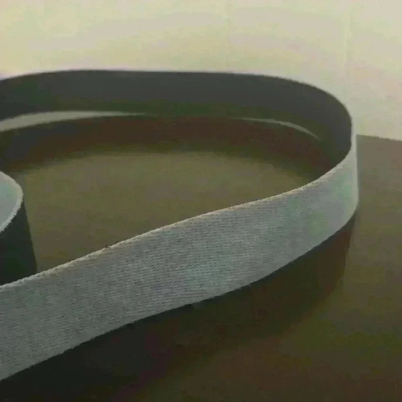 Billabong womans  belt, reversible blue and black, adjustable - Picture 4 of 5